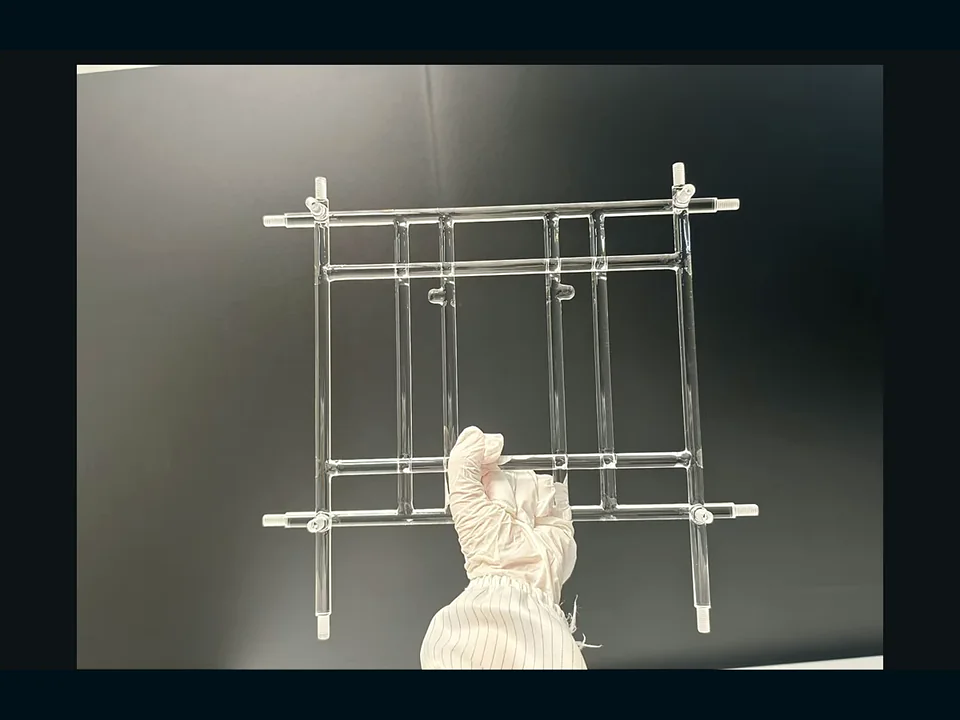 Representative WONIK quartz support and carrier structure — front view